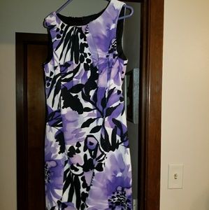 Dressbarn size 6 floral dress